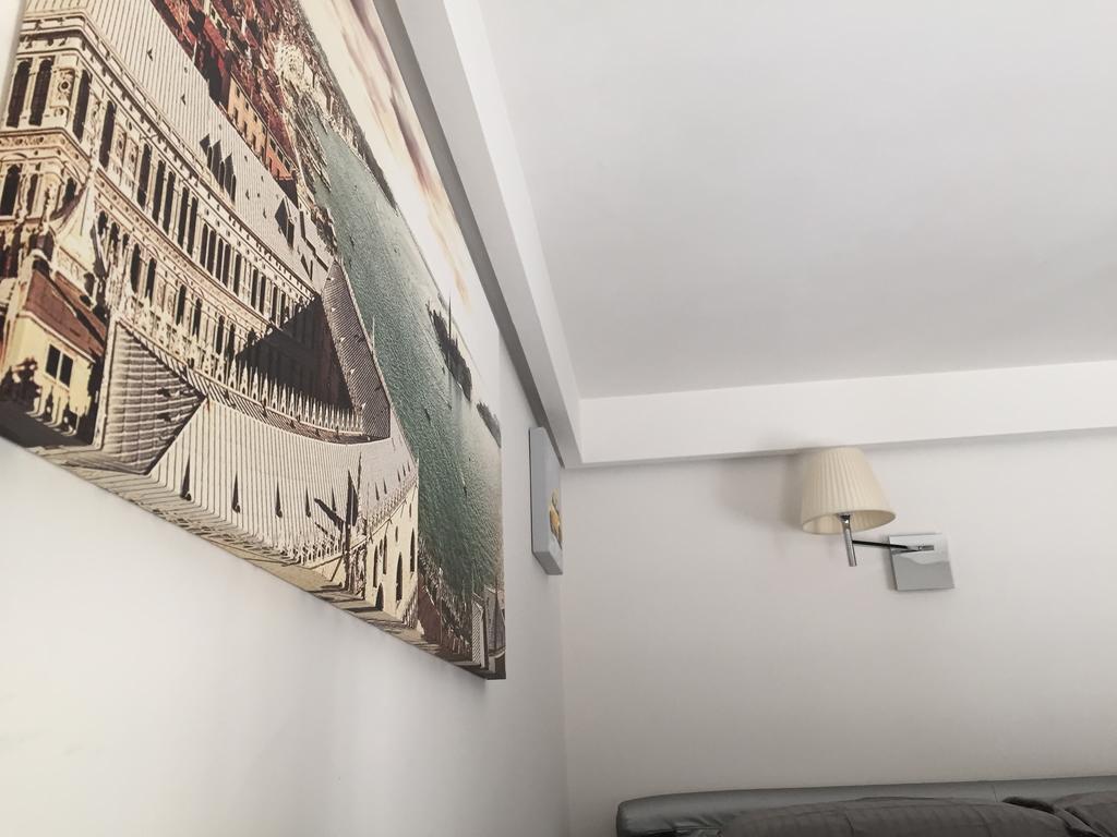 Venicedire Luaran gambar